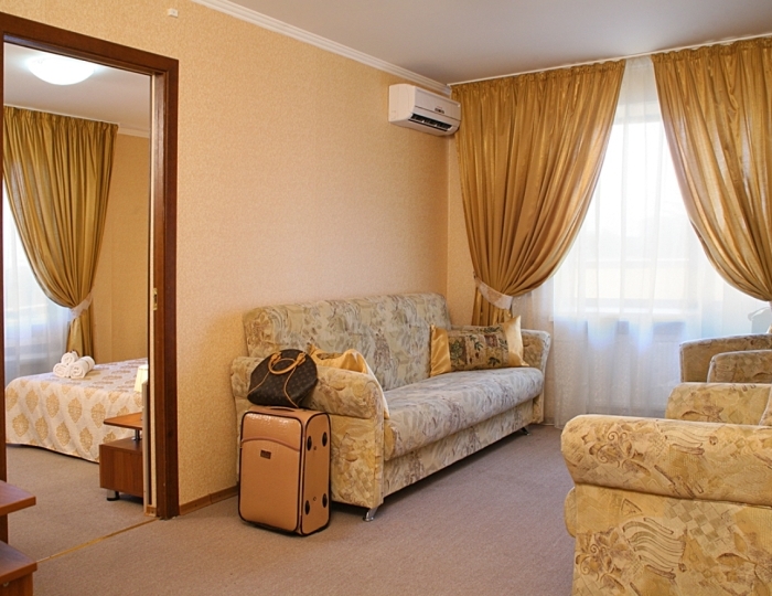 Люкс 2-комнатный,2-местный - Санаторий Golden Family Resort / Голден Фемили Резорт Алушта